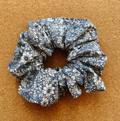 Vintage Garden Floral Scrunchie I mini me I XL scrunchies I cottage core style I birthday gift |