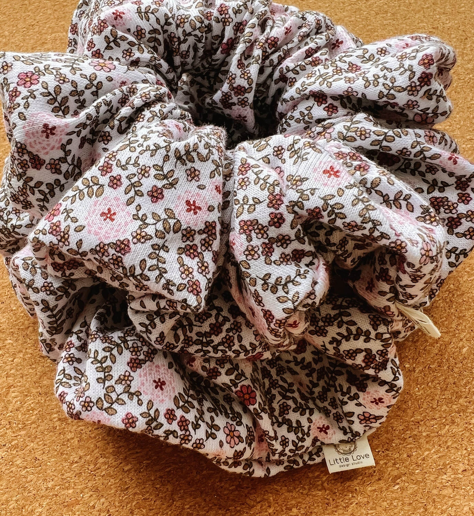 Vintage Florals Scrunchie I mini me I gifts for her I birthday gift's | organic cotton I XL scrunchie