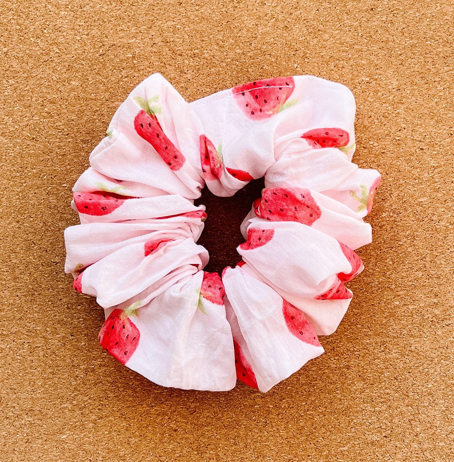 Summer strawberries Scrunchie I scrunchies I strawberries | gifts for her | hair accessories