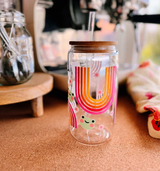 Adorable Rainbow Froggy Libbey glass can