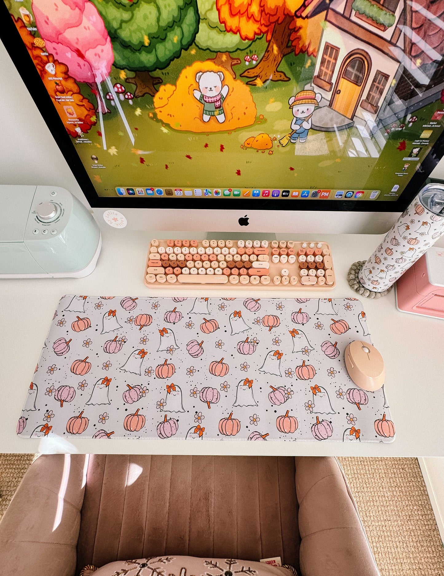 Adorable Pastel Halloween Ghosts Gaming Mouse Pad