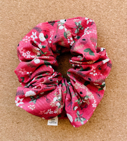 Vintage Christmas Floral Scrunchie