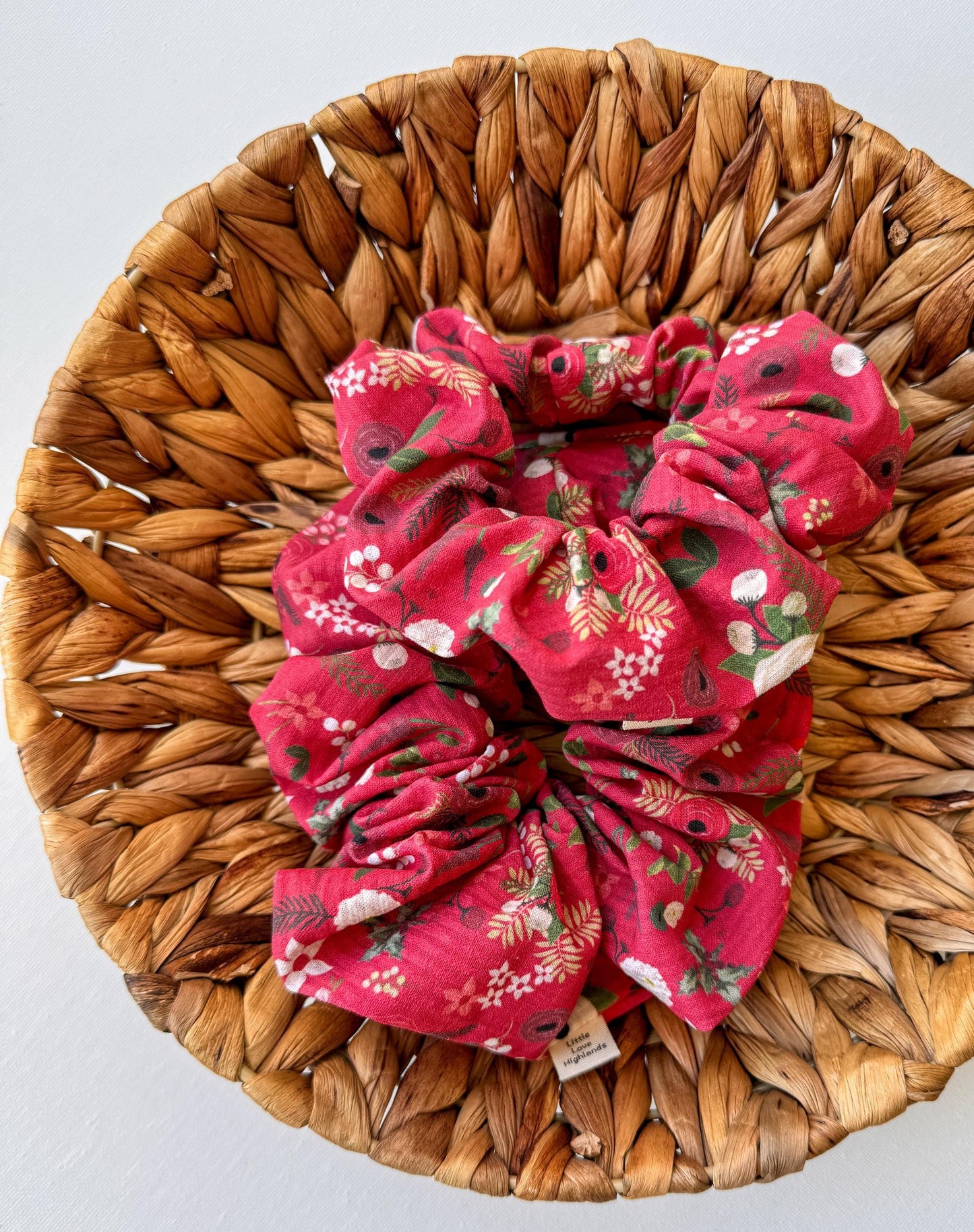 Vintage Christmas Floral Scrunchie